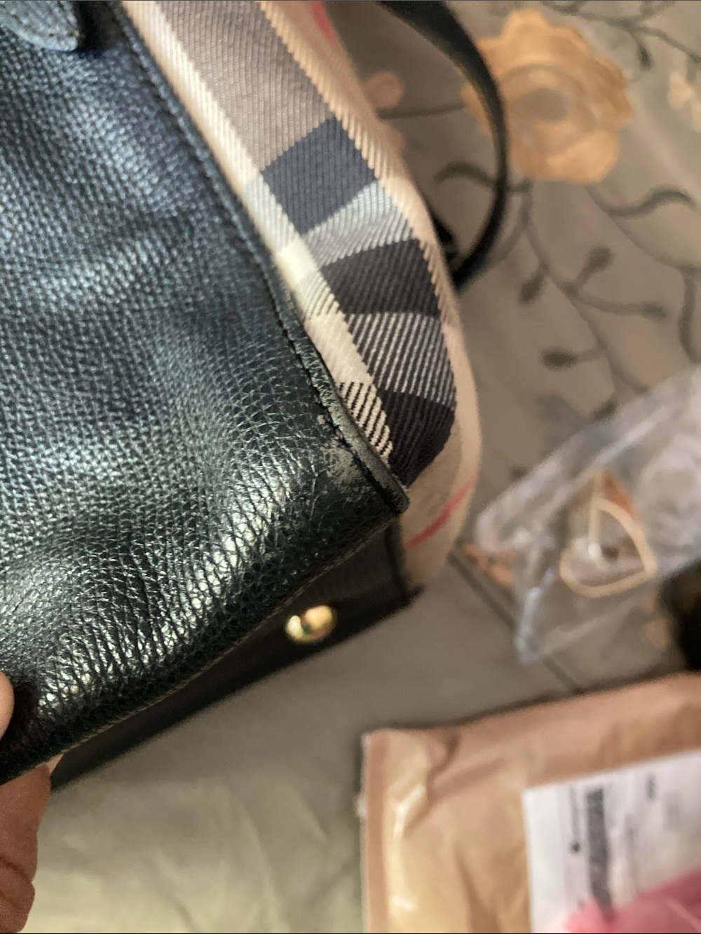 (Reposh) from @jebwa Burberry calfskin Canterbury tote. 😍 - Picture 17 of 17